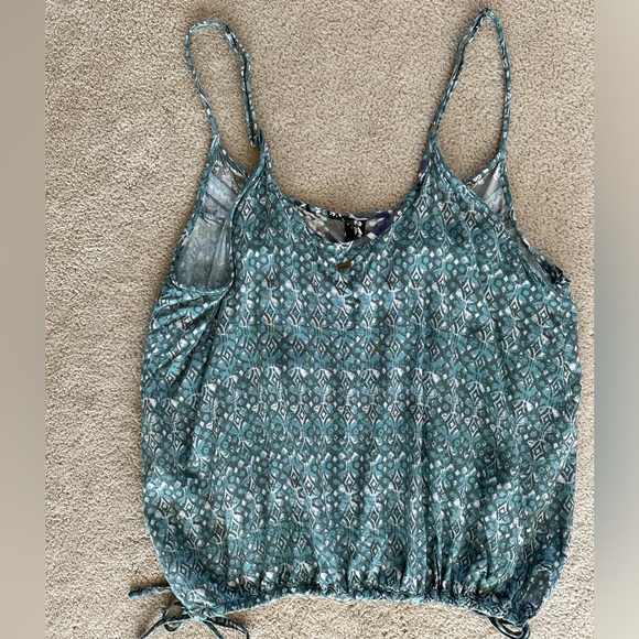 O’Neill tank top - Picture 2 of 5